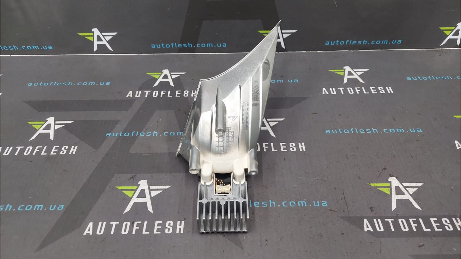 Модуль фары LED правая 1473000374, 1406000552R Skoda Octavia 3 октавия рестайлинг бу Модуль фары LED правая 1473000374, 1406000552R Skoda Octavia 3 октавия рестайлинг бу
